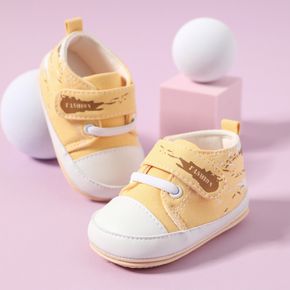 Baby / Toddler Letter Detail Velcro Strap Prewalker Shoes