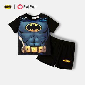 Batman 2pcs Toddler Boy Figure Print Short-sleeve Black Tee and Letter Print Elasticized Shorts Set