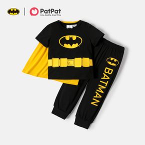 Batman 2pcs Toddler Boy Colorblock Cape Design Short-sleeve Tee and Letter Print Pants Set