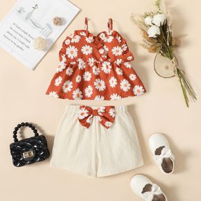 2pcs Toddler Girl Floral Allover Sleeveless Red Sling Top and Bow Decor Apricot Shorts Set