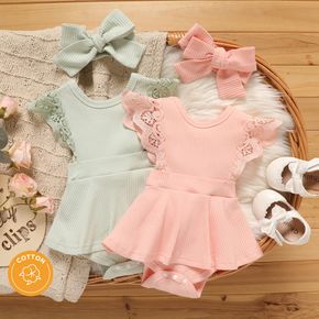 2pcs Baby Girl 95% Cotton Lace Flutter-sleeve Solid Ribbed Romper with Headband Set