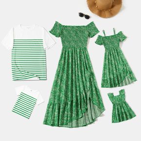 Passende Familienkleider mit durchgehendem Blumendruck, grüne, schulterfreie, geraffte Rüschen-Split-Kleider und kurzärmlige gestreifte T-Shirt-Sets