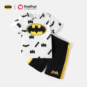 Batman 2pcs Kid Boy Kurzarm-T-Shirt mit Allover-Print und Shorts mit Colorblock-Buchstaben-Print