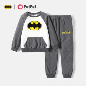 Batman 2pcs Kid Boy Embroidered Raglan Sleeve Pocket Design Sweatshirt and Letter Print Pants Set