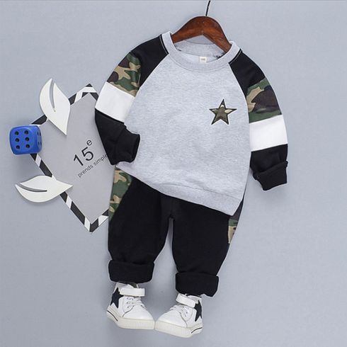 2-piece Toddler Boy 100% Cotton Star Camouflage Print Raglan Sleeve Pullover and Black Pants Set