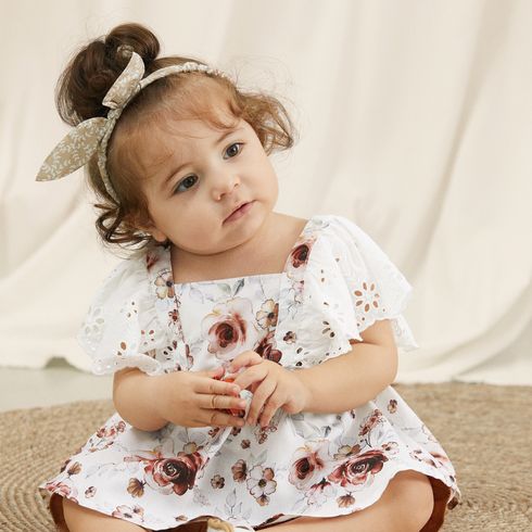 2pcs Baby Girl 100% Cotton Solid Shorts and Floral Print Ruffle Trim Top Set