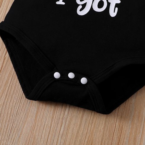 2pcs Baby Boy/Girl 95% Cotton Short-sleeve Letter Print Romper and Ripped Jeans Set Black big image 7