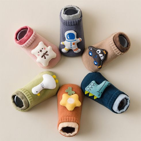 meias de chão de decoração de desenho animado 3d para bebê