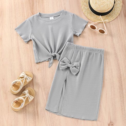 2pcs Toddler Girl 100% Cotton Tie Knot Short-sleeve Waffle Grey Tee and Bowknot Design Side Slit Skirt Set