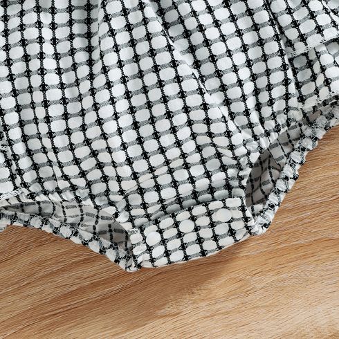 2pcs Baby Girl 95% Cotton Ribbed Ruffle-sleeve Bowknot Splicing Plaid Layered Romper with Headband Set White big image 7