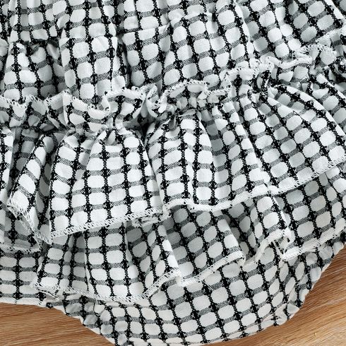 2pcs Baby Girl 95% Cotton Ribbed Ruffle-sleeve Bowknot Splicing Plaid Layered Romper with Headband Set White big image 6