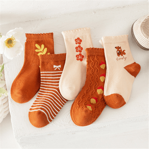 5 Paar süße Cartoon-Jacquard-Socken für Kleinkinder