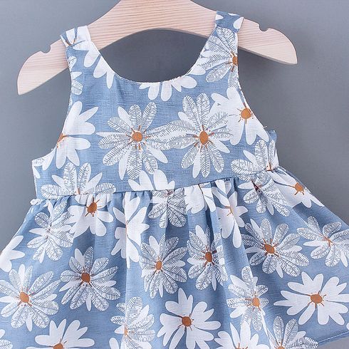 2pcs Baby Girl All Over Daisy Floral Print Bowknot Sleeveless Tank Dress with Hat Set Blue big image 4