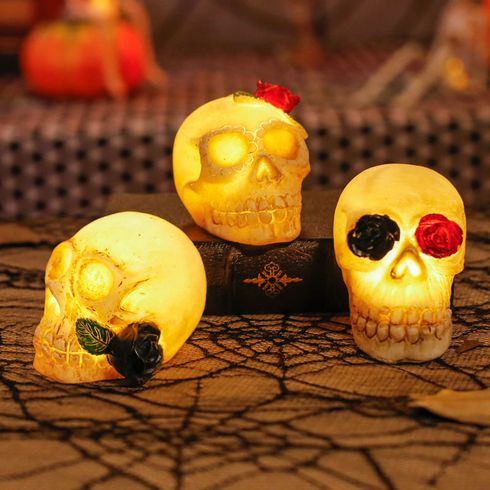 Halloween LED Skull Decoration Resin Flowers Rose Glowing Skull Light Halloween Party Decoration Ornaments