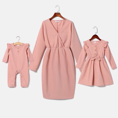 Solid Pink Long-sleeve Casual Midi Dress for Mom and Me