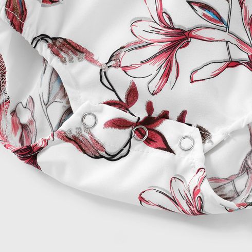 Family Matching Solid V Neck Button Up Spaghetti Strap Splicing Floral Print Dresses and Short-sleeve T-shirts Sets WineRed big image 9