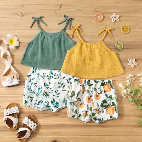 2pcs Toddler Girl Bowknot Design Camisole and Floral Prrint Shorts Set