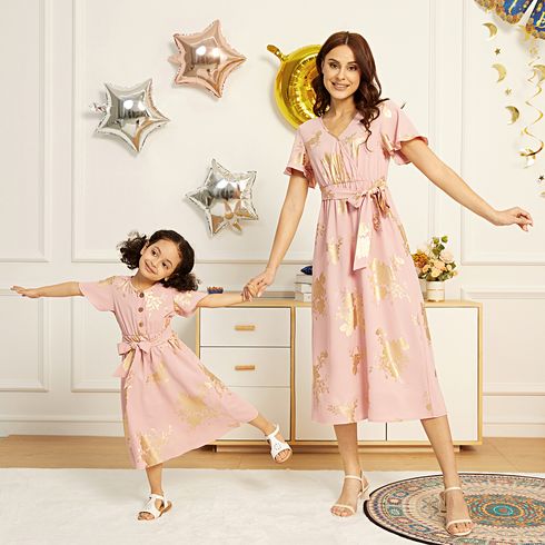 Ramadan Collection Bronzing Floral Print Pink V Neck Ruffle-sleeve Midi Dress for Mom and Me
