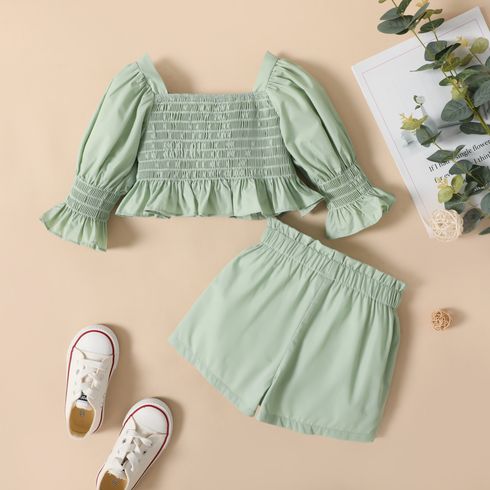 2pcs Toddler Girl Square Neck Smocked Long-sleeve Green Blouse and Paperbag Shorts Set