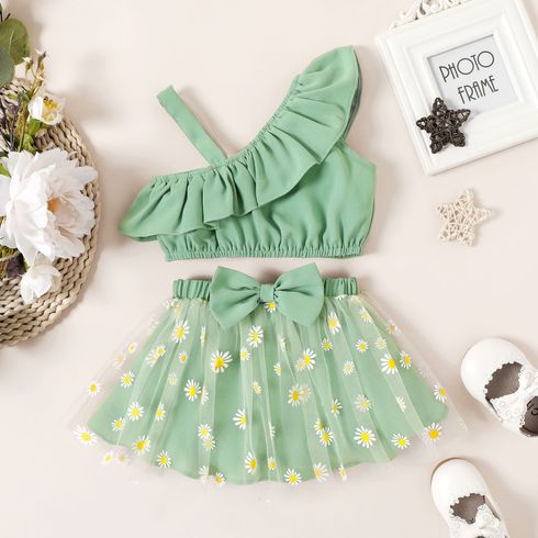 2pcs Baby Girl Green Ruffle Trim One Shoulder Tank Crop Top and Bow Front Allover Daisy Floral Print Mesh Skirt Set