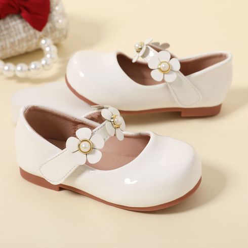 Toddler / Kid Faux Pearl Floral Decor White Flats Mary Jane Shoes