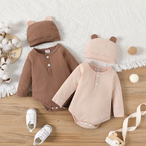 2pcs Baby Boy/Girl Solid Waffle Textured Long-sleeve Romper and 3D Ear Hat Set