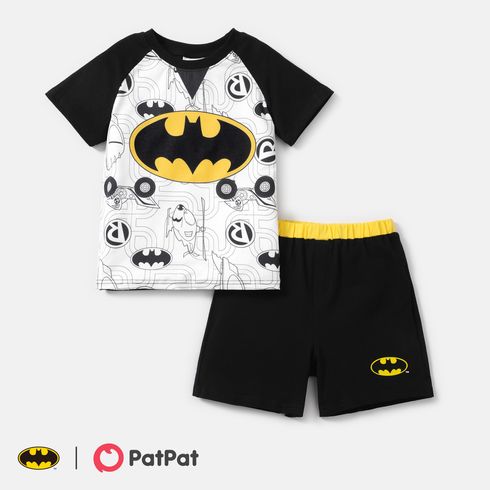 Batman 2pcs Kid Boy Naia Short Raglan Sleeve Tee and CottonShorts Set