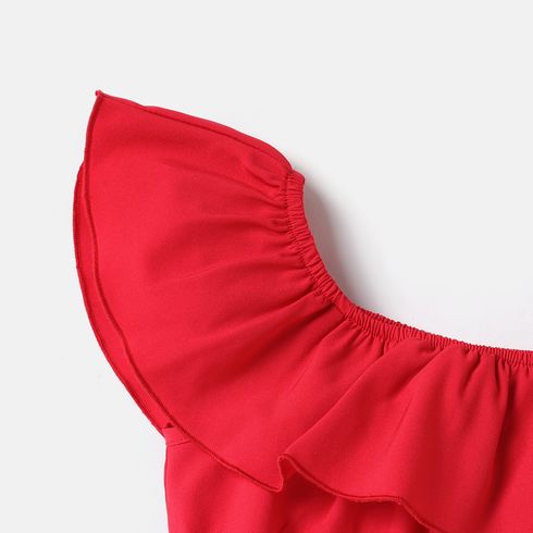 3pcs Baby Girl Solid Ruffled Crop Tank Top and Floral Print Layered Shorts & Headband Set Red big image 3