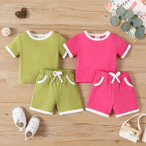 2pcs Baby Boy/Girl Contrast Binding Short-sleeve Tee & Shorts Set Green big image 2