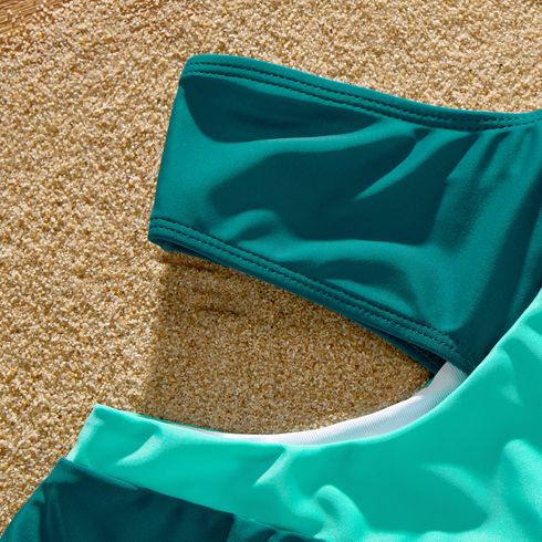 Family Matching Colorblock One Shoulder Cut Out One-piece Swimsuit and Striped Spliced Swim Trunks Shorts DeepTurquoise big image 8