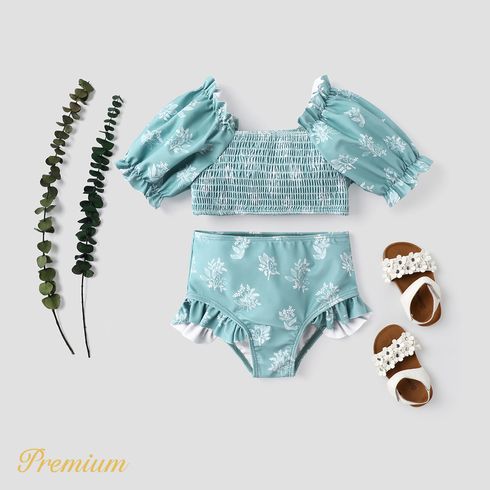 2pcs Toddler Girl Allover Plant Print Puff-sleeve Shirred Crop Top & Shorts Two-piece Swimsuit Set Light Green big image 1