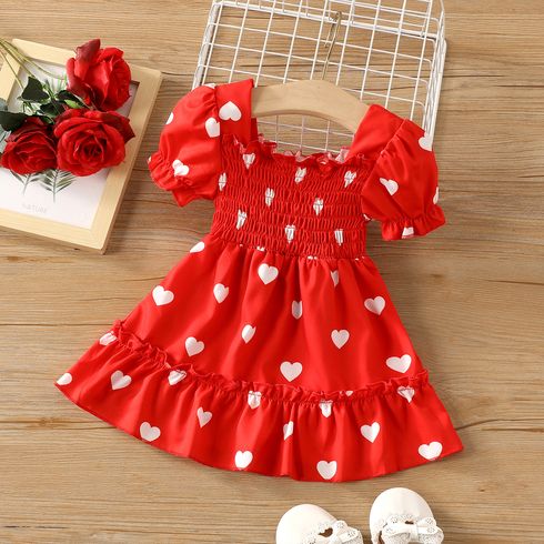 Baby Girl Heart Print Short-sleeve Smocked Dress
