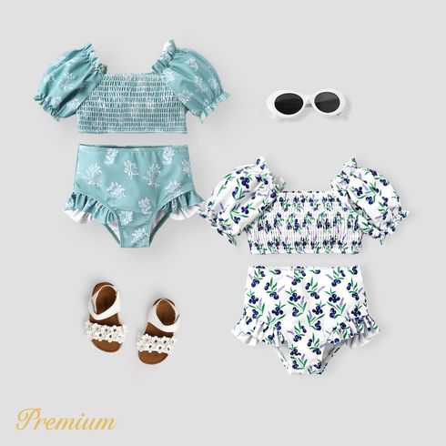 2pcs Toddler Girl Allover Plant Print Puff-sleeve Shirred Crop Top & Shorts Two-piece Swimsuit Set Light Green big image 2