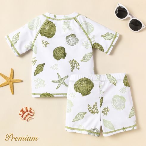 2pcs Baby Boy Allover Scallop Print Short-sleeve Two-piece Swimsuit Set Green/White big image 2