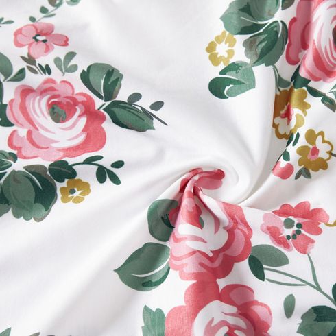 Family Matching Colorblock Short-sleeve Tee and Floral Print Front Buttons Flutter-sleeve Belted Dress Sets
Light Pink big image 13