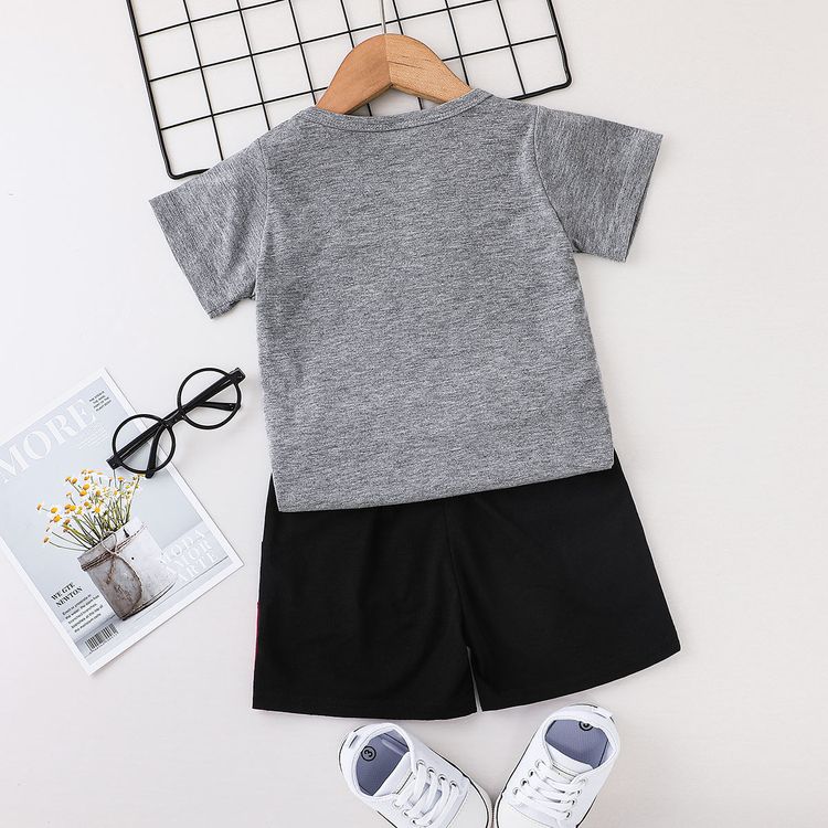 2pcs Toddler Boy Casual Letter Print Colorblock Tee and Shorts Set Black