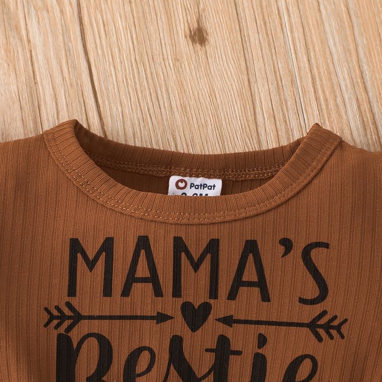2pcs Baby Girl Brown Ribbed Layered Ruffle Short-sleeve Letter Print Splicing Leopard Dress with Headband Set Brown
