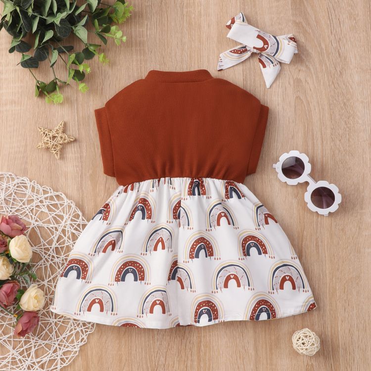 2pcs Baby Girl Sleeveless Ribbed Splicing Rainbow Print Button Up Dress with Headband Set Brown