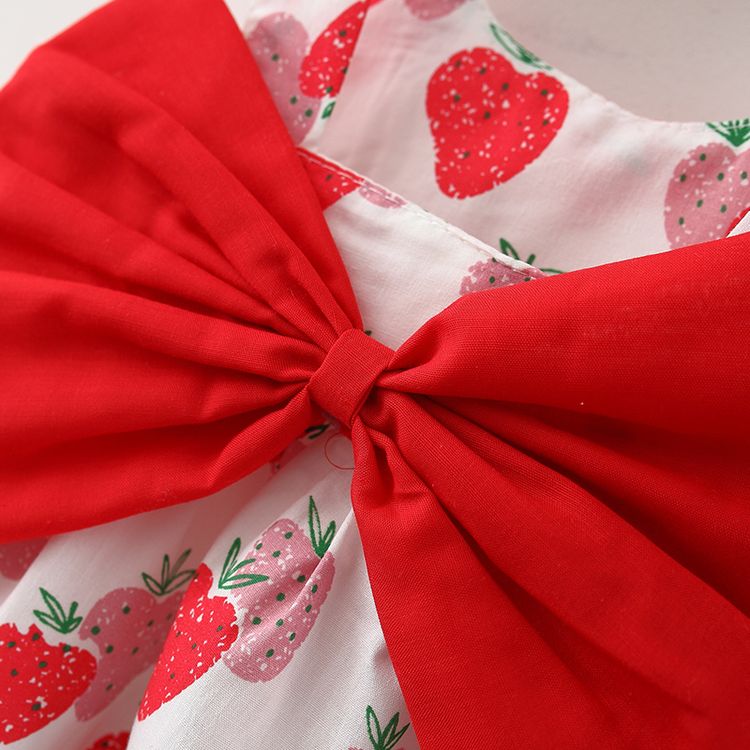 100% Cotton 2pcs Baby Girl All Over Red Strawberry Print Sleeveless Bowknot Dress with Hat Set Red