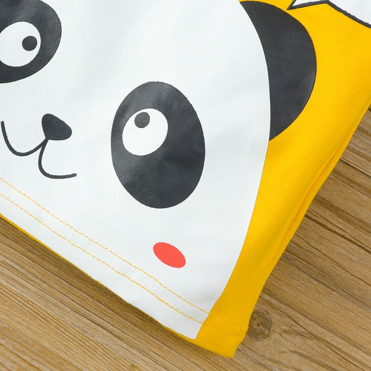 2pcs Baby Boy/Girl Cartoon Panda Print Yellow Short-sleeve T-shirt and Striped Shorts Set Yellow