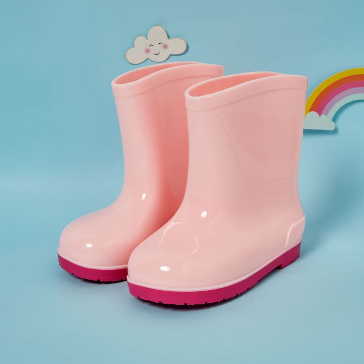 minimalist rain boots