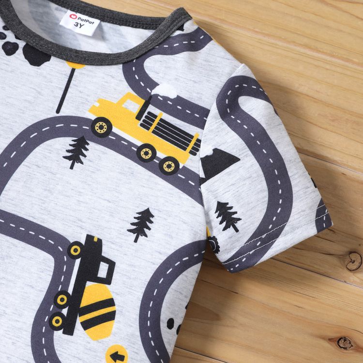 2-piece Toddler Boy Road Vehicle Print Short-sleeve Tee and Elasticized Grey Shorts Set flowergrey
