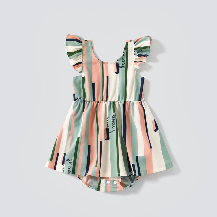 Family Matching Geometric Striped V Neck Drop Shoulder Belted Dresses and Colorblock Short-sleeve T-shirts Sets Green