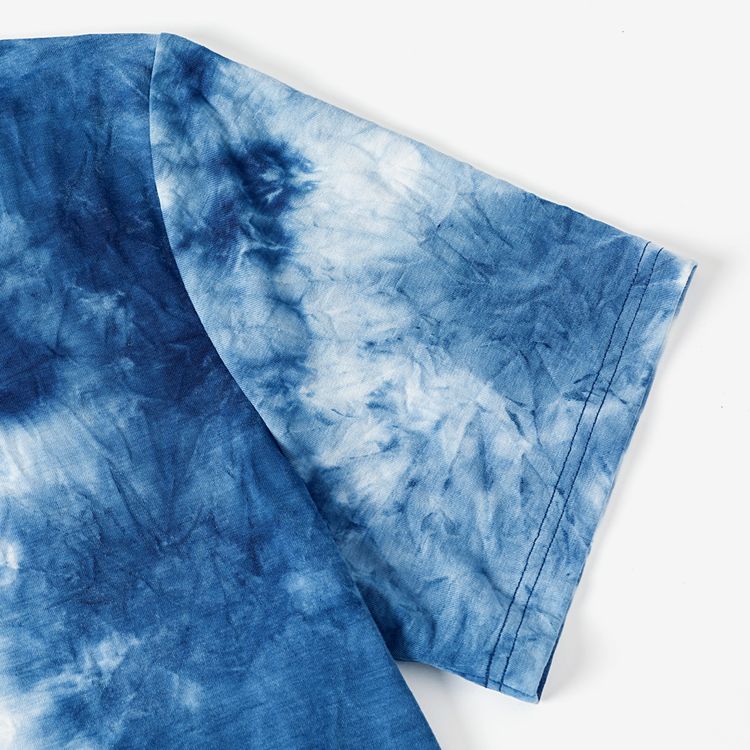 Family Matching Blue Tie Dye Spaghetti Strap Tiered Dresses and Short-sleeve T-shirts Sets Blue