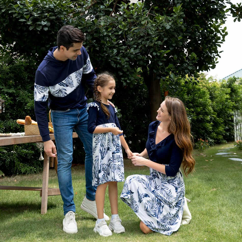 V-neck Solid Splice Plant Print and Hooded Long-sleeve Family Matching Dark Blue Sets Dark Blue big image 17
