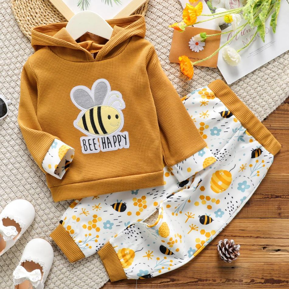 2-piece Toddler Girl Letter Bee Embroidered Waffle Hoodie Sweatshirt and Floral Print Pants Set Ginger