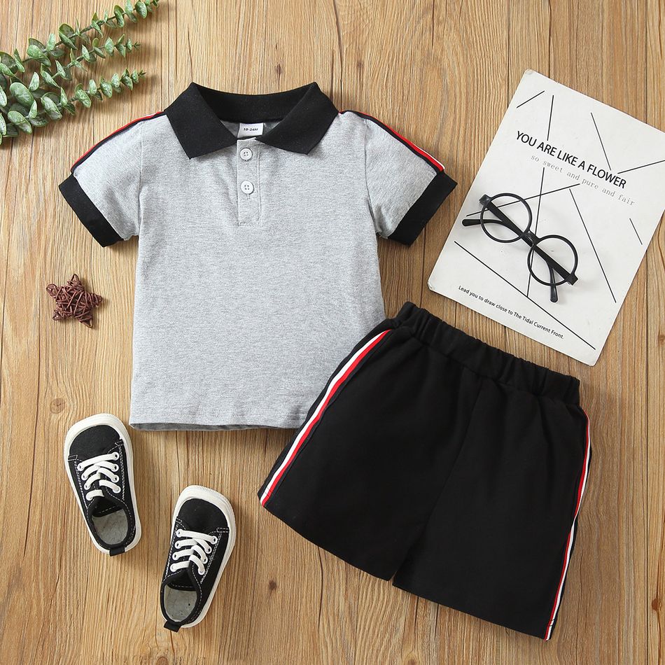 2pcs Toddler Boy Casual Colorblock Striped Polo Shirt and Shorts Set Light Grey big image 5