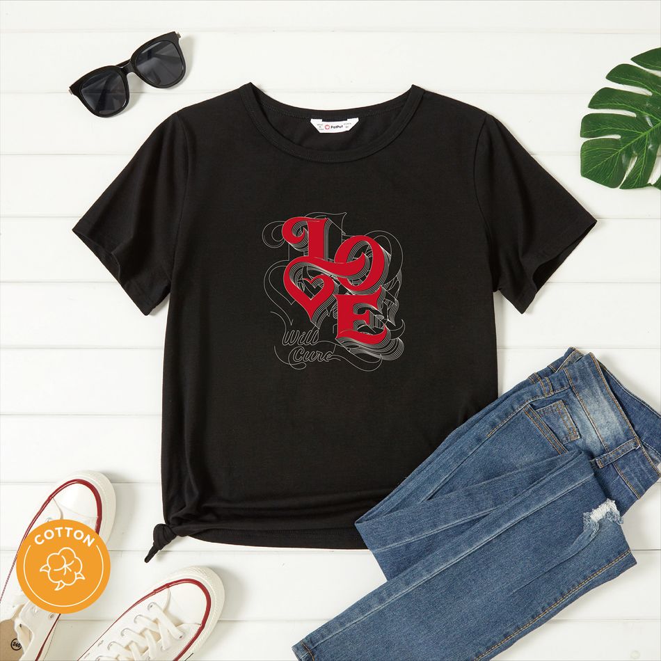 Women Graphic Figure Letter Big Tongue Print Round Neck Short-sleeve Tee Black