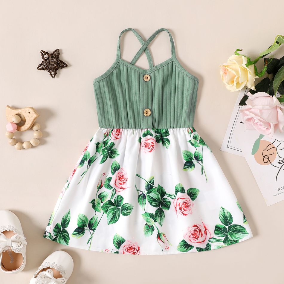 طفلة زر الجبهة ضلع متماسكة تقسم الأزهار طباعة فستان كامي الأخضر الرمادي