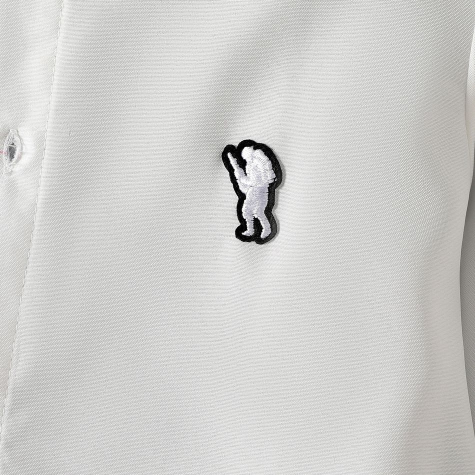 طفل صبي ياقة طية صدر السترة الشكل مطرز قميص أبيض / كاكي / منقوش بأكمام طويلة أبيض big image 5